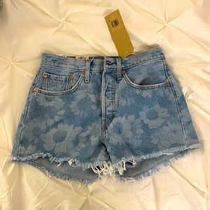 Levi’s Floral Jean Shorts